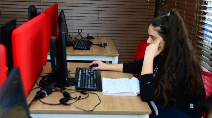 Beylikd&uuml;z&uuml; K&uuml;t&uuml;phaneleri, 7&rsquo;den 70&rsquo;e Her Kesime Hitap Ediyor