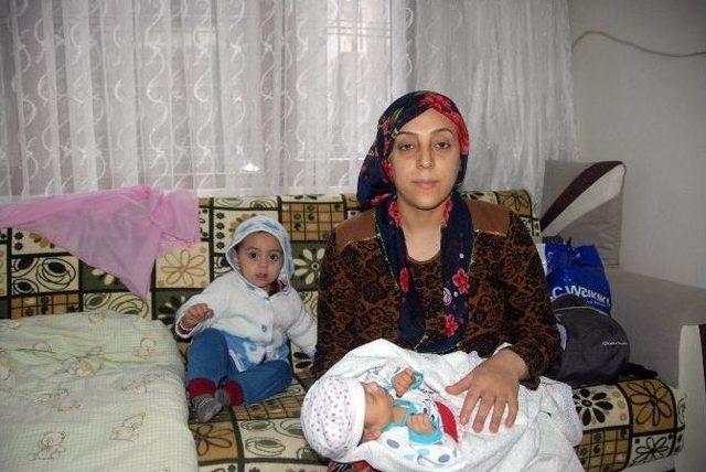 (&ouml;zel Haber) 15 G&uuml;nl&uuml;k Bebeği, İki Evladını Kaybettiği Hastalığın Pen&ccedil;esinde 1