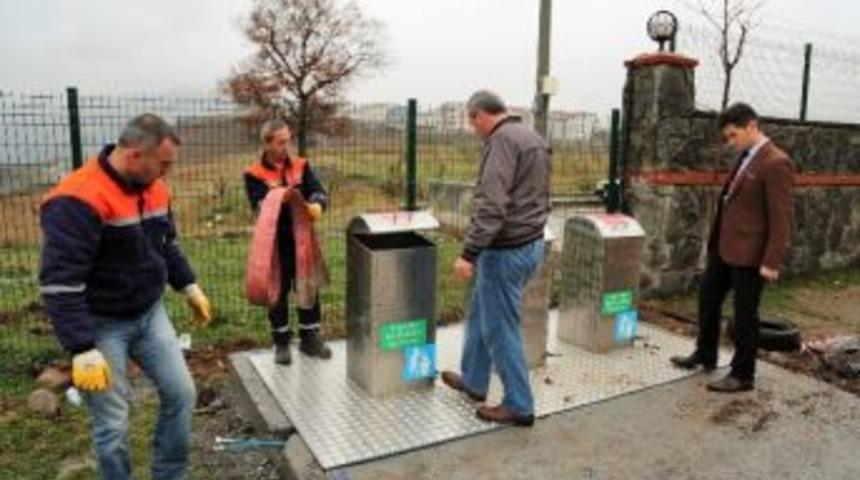 Başiskele&rsquo;de 5 &Ccedil;&ouml;p Konteyneri Daha Yeraltına Alındı