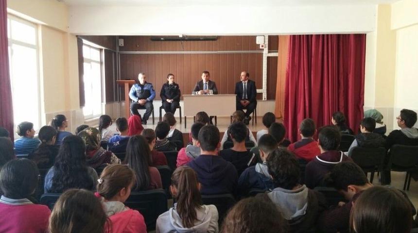 Emniyet M&uuml;d&uuml;r&uuml; Mektepli, Kariyer G&uuml;nlerine Katıldı