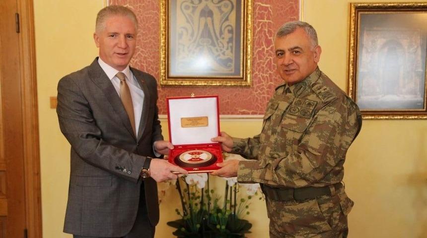 Edok Komutanı Korgeneral Bekiroğlu&rsquo;ndan Vali G&uuml;l&rsquo;e Ziyaret