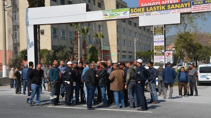 S&ouml;ke Sanayi Esnafının Kavşak Eylemi