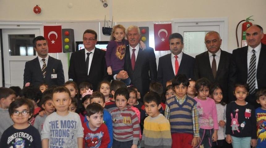 Kayseri&rsquo;de 113 Bin &Ouml;ğrenci Akıllı Adımlar İle Trafik Bilinci Kazanacak