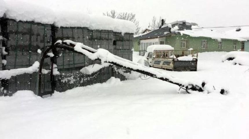 Karlıova'da Kar Esareti