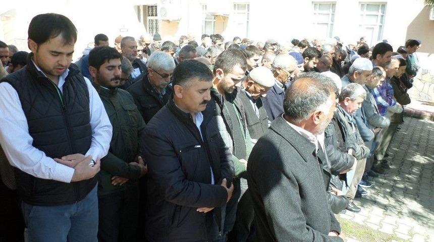 3 Evladını Aynı Andan Toprağa Verdi