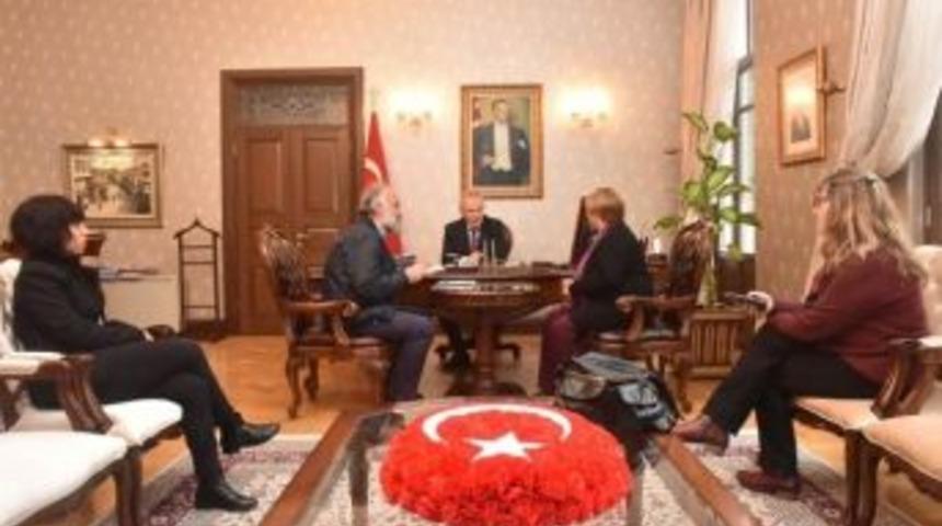 Vali Ata: "bm, Suriyeli Sığınmacılar İ&ccedil;in Daha &Ccedil;ok Destek Olmalı"