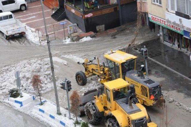 Hakkari'de Karla Mücadele Çalışması