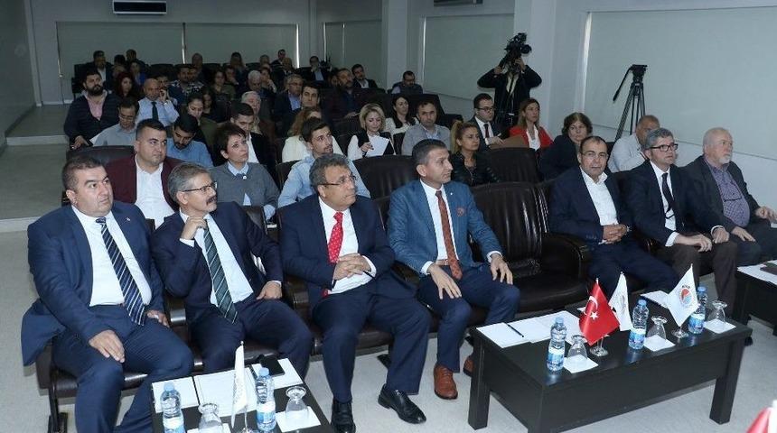 İşadamlarına &Ccedil;ek Kanunu&rsquo;nun Getirdiği Yenilikler Anlatıldı