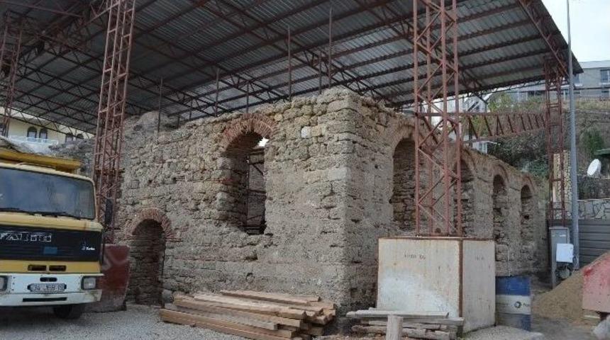 Tarihi Şengül Hamamı Onarılıyor