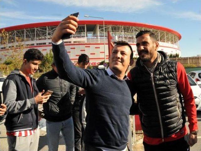 Antalyaspor, Medipol Başakşehir Maçı Hazırlıklarını Tamamladı