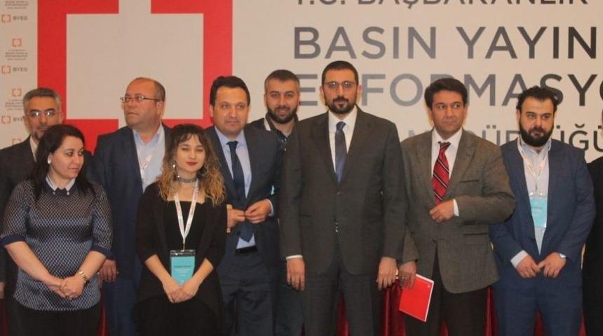 Cumhurbaşkanı Başdanışmanı Akış: "her Devletin Kendi H&uuml;k&uuml;met Sistemi Y&ouml;netim Şekliyle İlgili Tartışmalar Var"