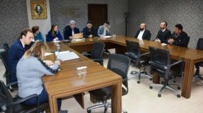 İzmit Belediye K&uuml;lt&uuml;r Gezileri İ&ccedil;in Otob&uuml;s Kiralama İhalesi Yaptı