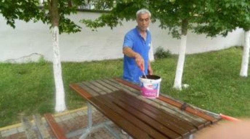 İzmit Belediyesi Okul Hizmet Masası Birimi Okulların İmdadına Yetişiyor