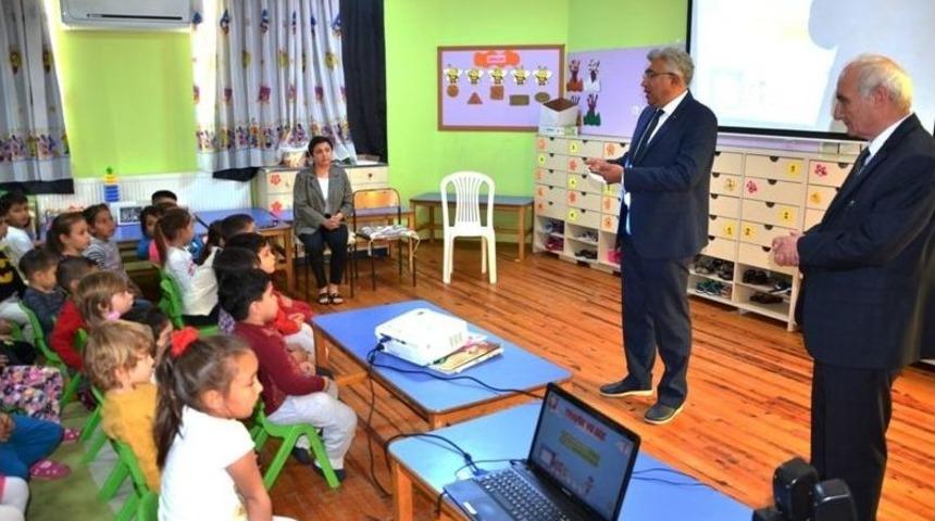 Sarıg&ouml;ll&uuml; &Ouml;ğrencilere Trafik Eğitimi