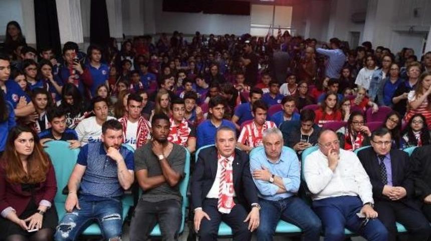 Eto'o: T&uuml;rkiye Almanya'dan Daha Tehlikeli Değil