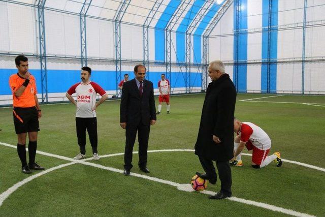 Erzincan’da Kurumlar Arası Futbol Müsabakaları Başladı