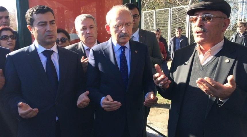 Kılı&ccedil;daroğlu Kayseri&rsquo;deki Şehitler Durağını Ziyaret Etti