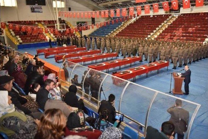 Jandarmada Duygulandıran Yemin Töreni G4