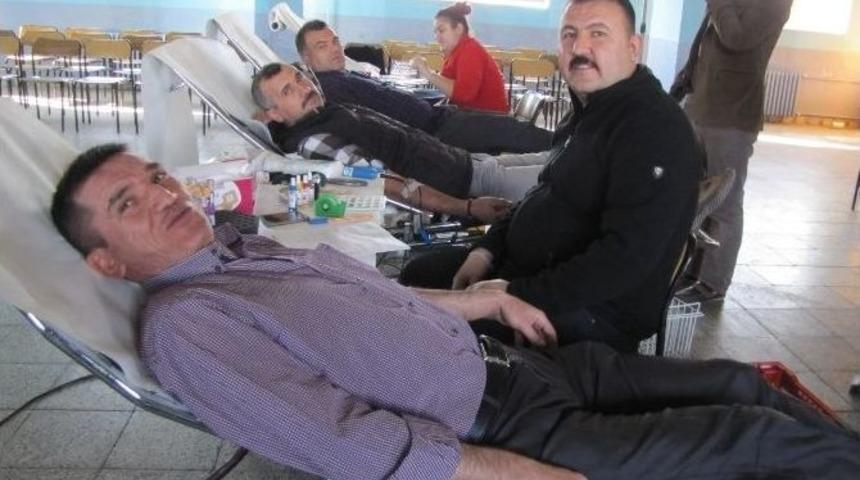 Hisarcık Kızılay Şubesi&rsquo;nden Kan Bağışına Destek