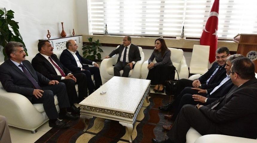 Bakan Yardımcısı Alpay&rsquo;dan Başkan G&uuml;rkan&rsquo;a Ziyaret