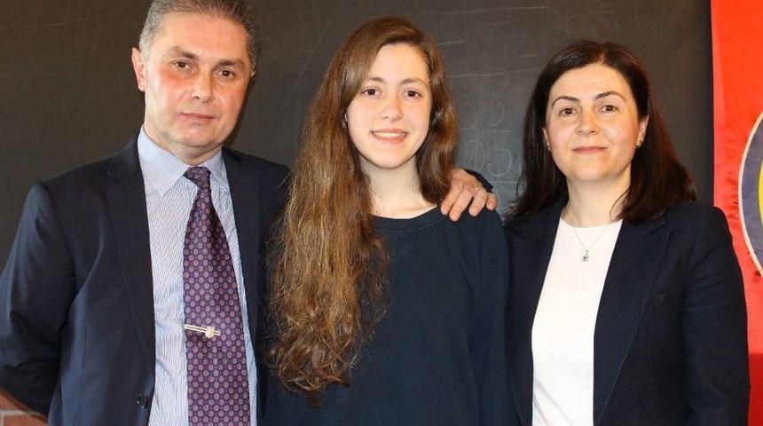 (özel Haber) Ygs Türkiye 2’ncisi Gökçe’nin Duygusal Anları