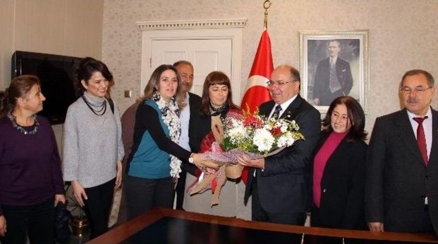 Engelli Derneklerinden Vali &Ccedil;i&ccedil;ek&rsquo;e Ziyaret