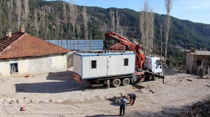Kumluca Büyükalan Mahallesinde Yaralar Sarılıyor