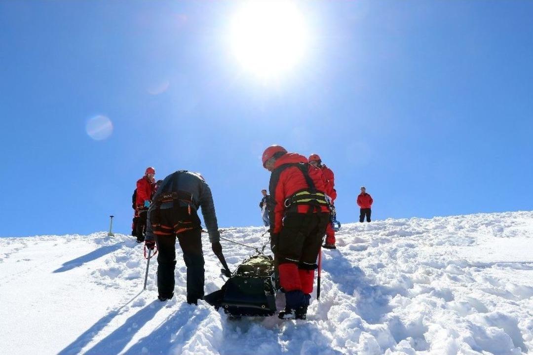 &rsquo;g&ouml;r&uuml;nmez Kahramanlar&rsquo; Zigana&rsquo;da Eğitim Kampında