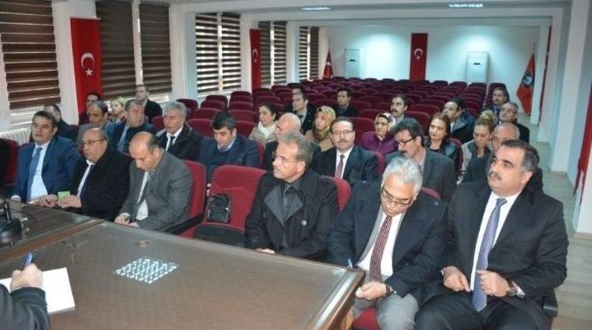 Milli Eğitim M&uuml;d&uuml;r&uuml; Alag&ouml;z Pansiyonlar Masaya Yatırıldı