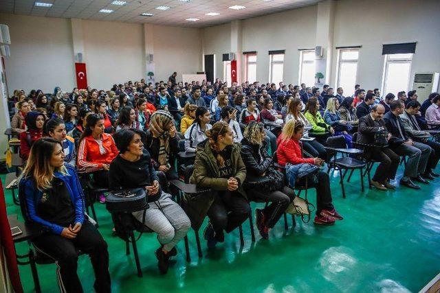 Başkan Fadıloğlu Eğitmenlere Yeni Yeni Sistemi Anlattı