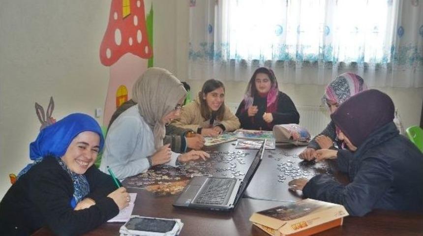 Ak Parti&rsquo;den Engellilere Ziyaret