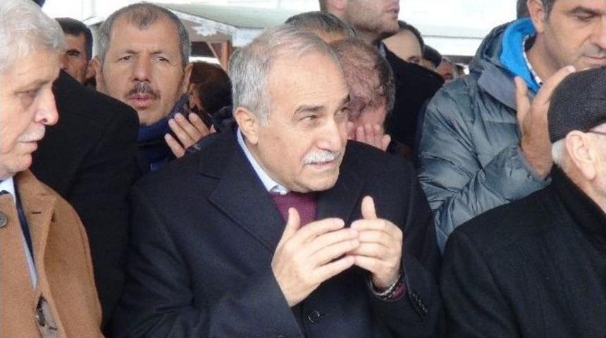 Milletvekili Fakıbaba&rsquo;nın Ablası Dualarla Son Yolculuğuna Uğurlandı