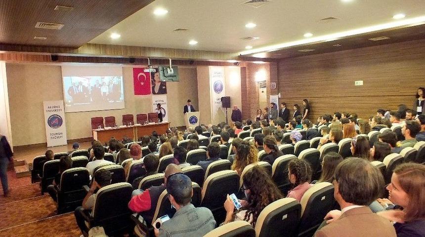 Turizm De &ldquo;kariyer G&uuml;nleri&rdquo; Nuri &Ouml;zaltın Anısına Panel İle Başladı
