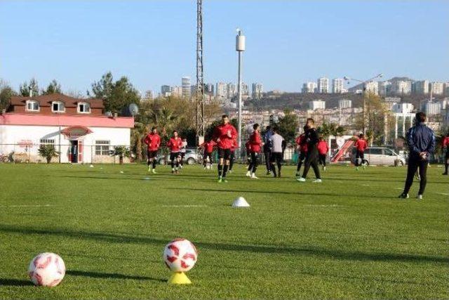 Samsunspor Teknik Direktörü Özköylü: Kazanmak Istiyoruz