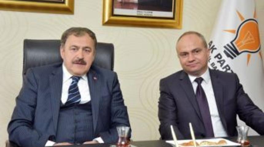 Başkan Mersinli:"ege B&ouml;lgesinin Lokomotifi Manisa"