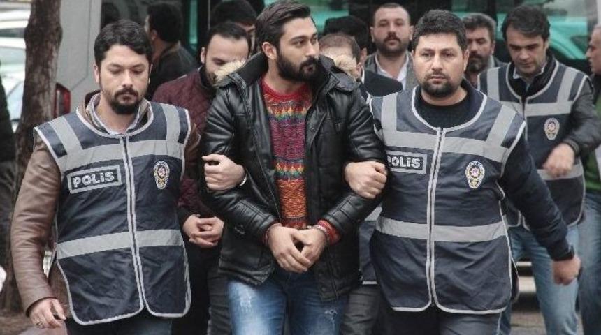 Boks&ouml;re Silahlı Saldırı Zanlıları Adliyeye Sevk Edildi