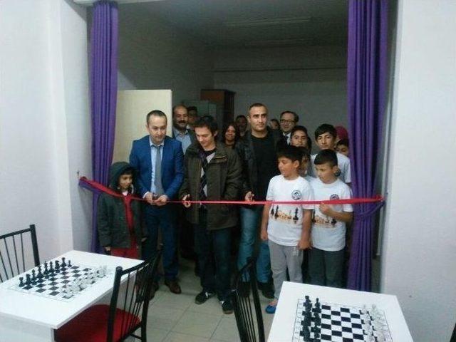 Okulda Satranç Sınıfı Açıldı