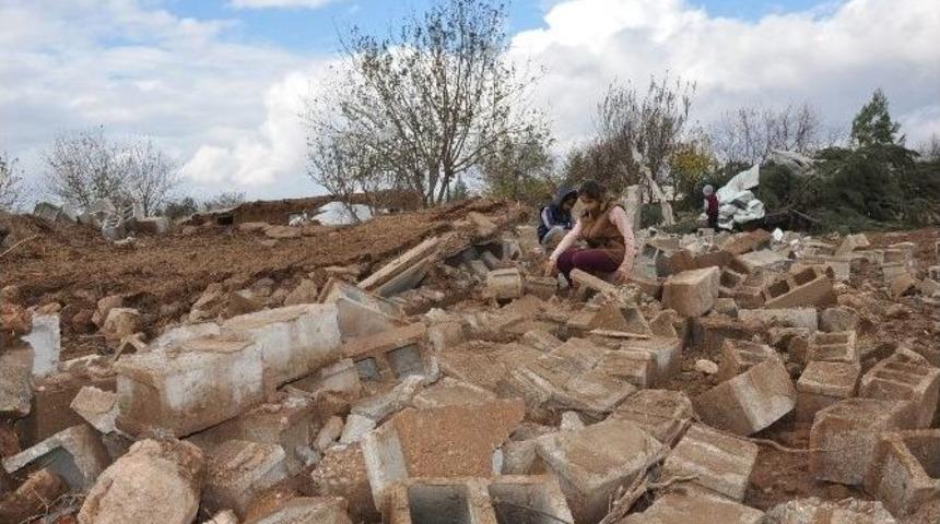 Ceylanpınar&rsquo;da Hortum Yıktı Ge&ccedil;ti