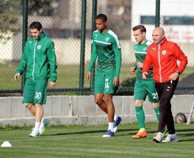 Bursaspor’Da Atiker Konyaspor Hazırlıkları Sürüyor