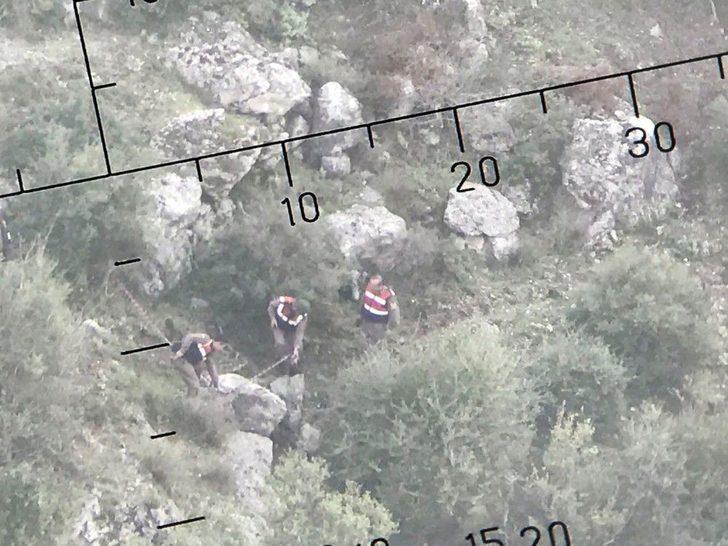 26 Gündür Kayıp Olan Gencin Cesedi Uçurumda Bulundu G1