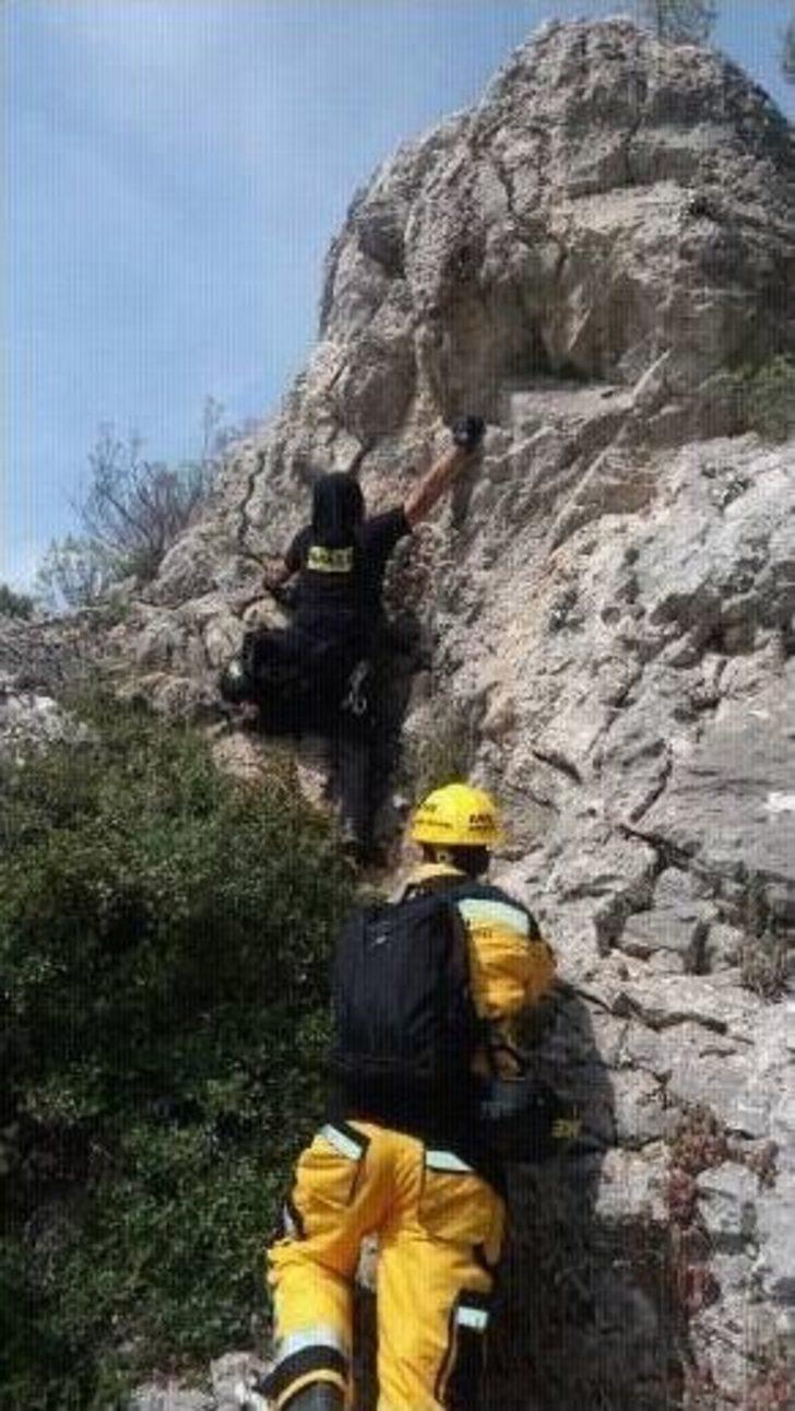 26 Gündür Kayıp Olan Gencin Cesedi Uçurumda Bulundu G2