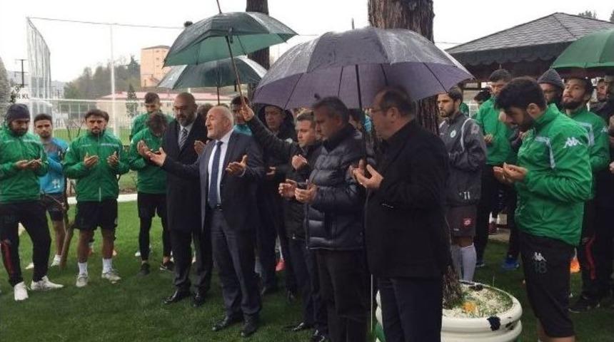 Giresunspor&rsquo;da 3 Puan Hasretini Dindirmek İ&ccedil;in Kurban Kesildi