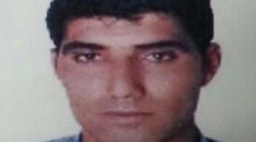 Ter&ouml;ristin İmha Etmek İstediği Bombalar Elinde Patladı