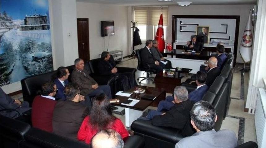 Vali &Ccedil;ınar Birim Amirleriyle Toplantı Yaptı