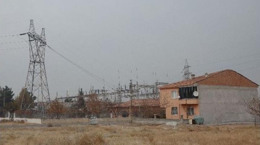 Y&uuml;ksek Gerilim Hattının Kanser Yaptığı İddiası