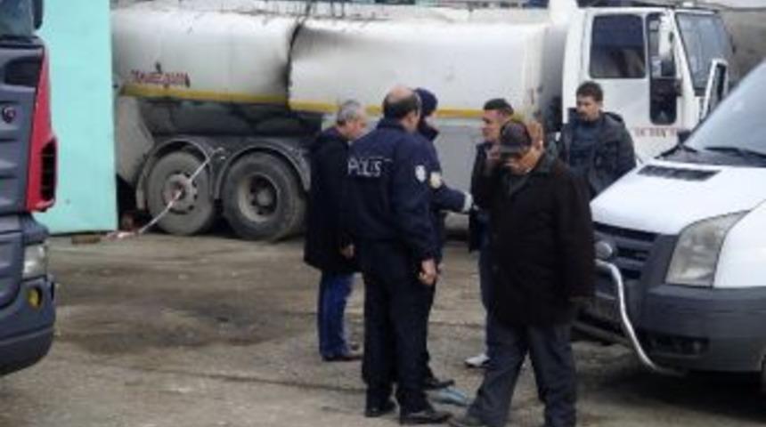 Suriye&rsquo;de Savaştan Ka&ccedil;tı, Patlamada Hayatını Kaybetti