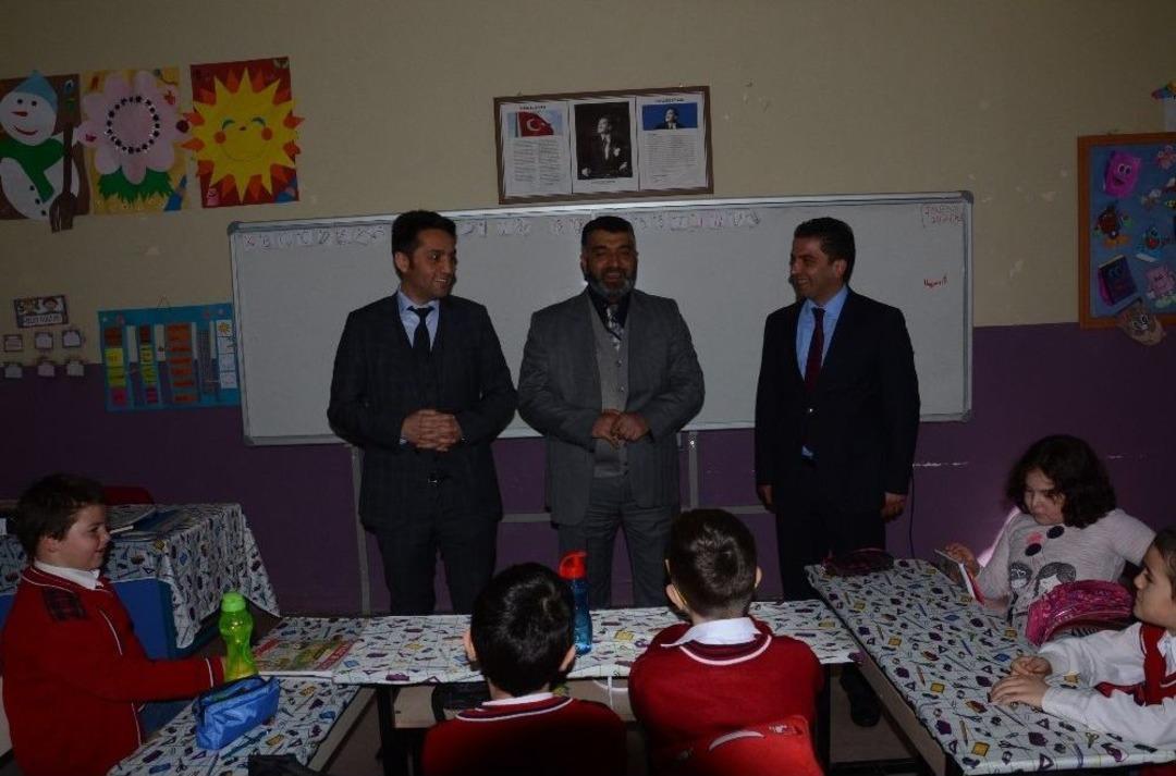 Kars&rsquo;ta &Ouml;ğrencilere Trafik Eğitimi