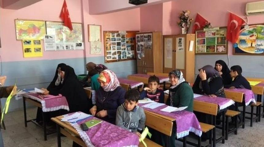 Okuma Yazma Kursları Devam Ediyor