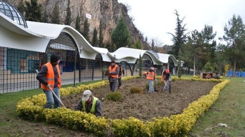 Bilecik Belediyesi &Ccedil;alışmalarına Devam Ediyor