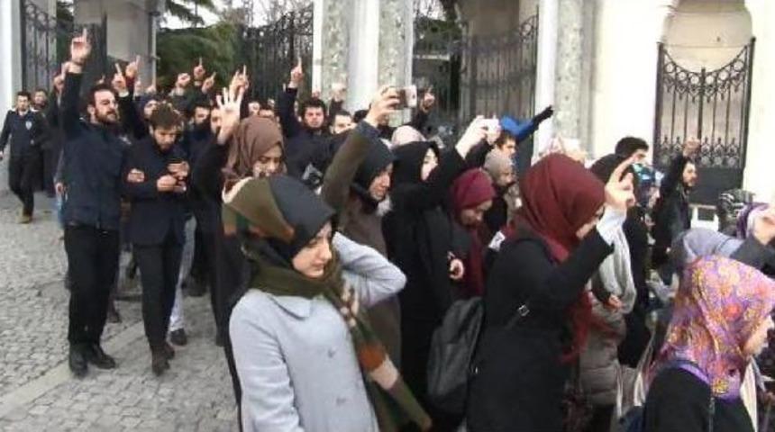 Beyazıt'ta Halep Protestosu